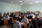 Российским железным дорогам посвящается