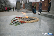 В Оренбурге почтили память Неизвестного Солдата