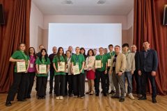 «Профессионалы»