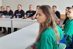 Профессионалы 2025